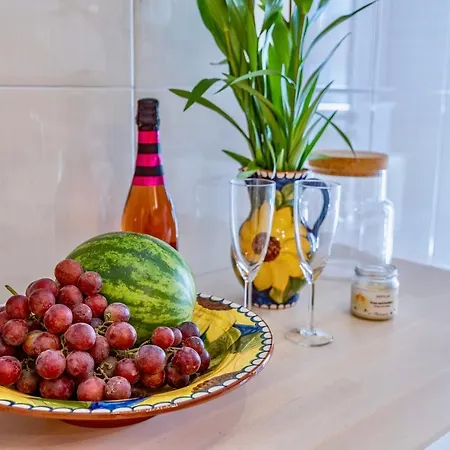 Relaxing 1-bedroom With Pool, Near Beach Apartament
