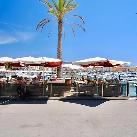 Relaxing 1-bedroom With Pool, Near Beach Apartment Quarteira